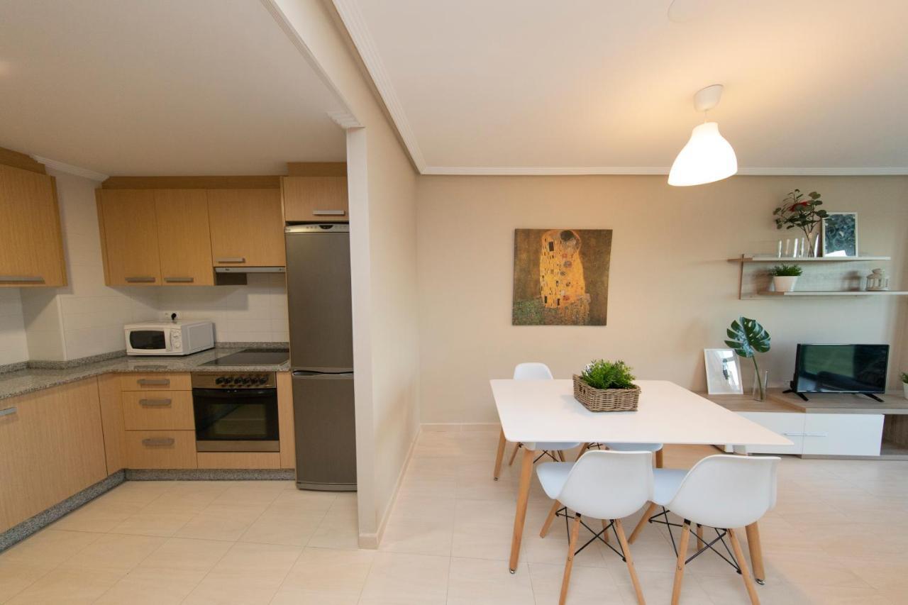 Apartagal-Urbanizacion Foz II Luaran gambar