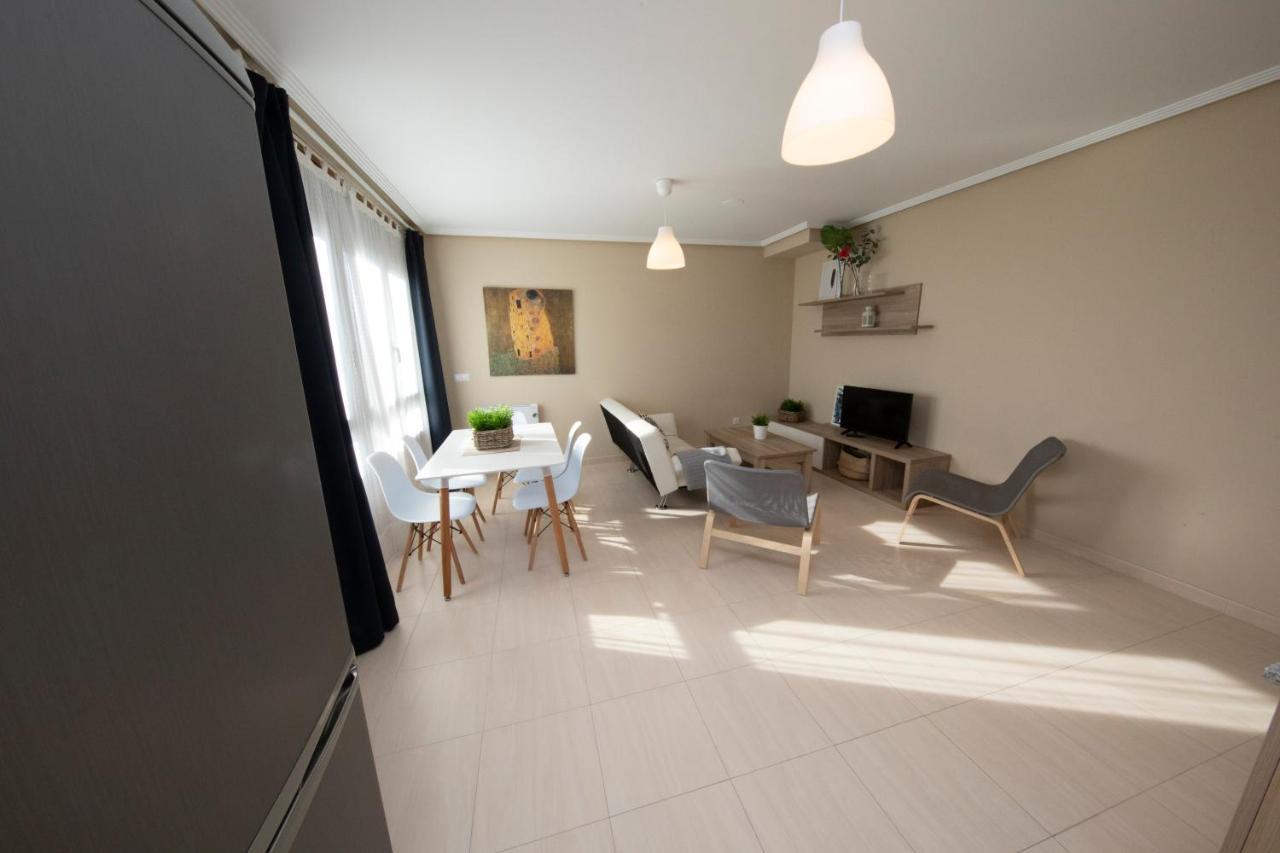 Apartagal-Urbanizacion Foz II Luaran gambar