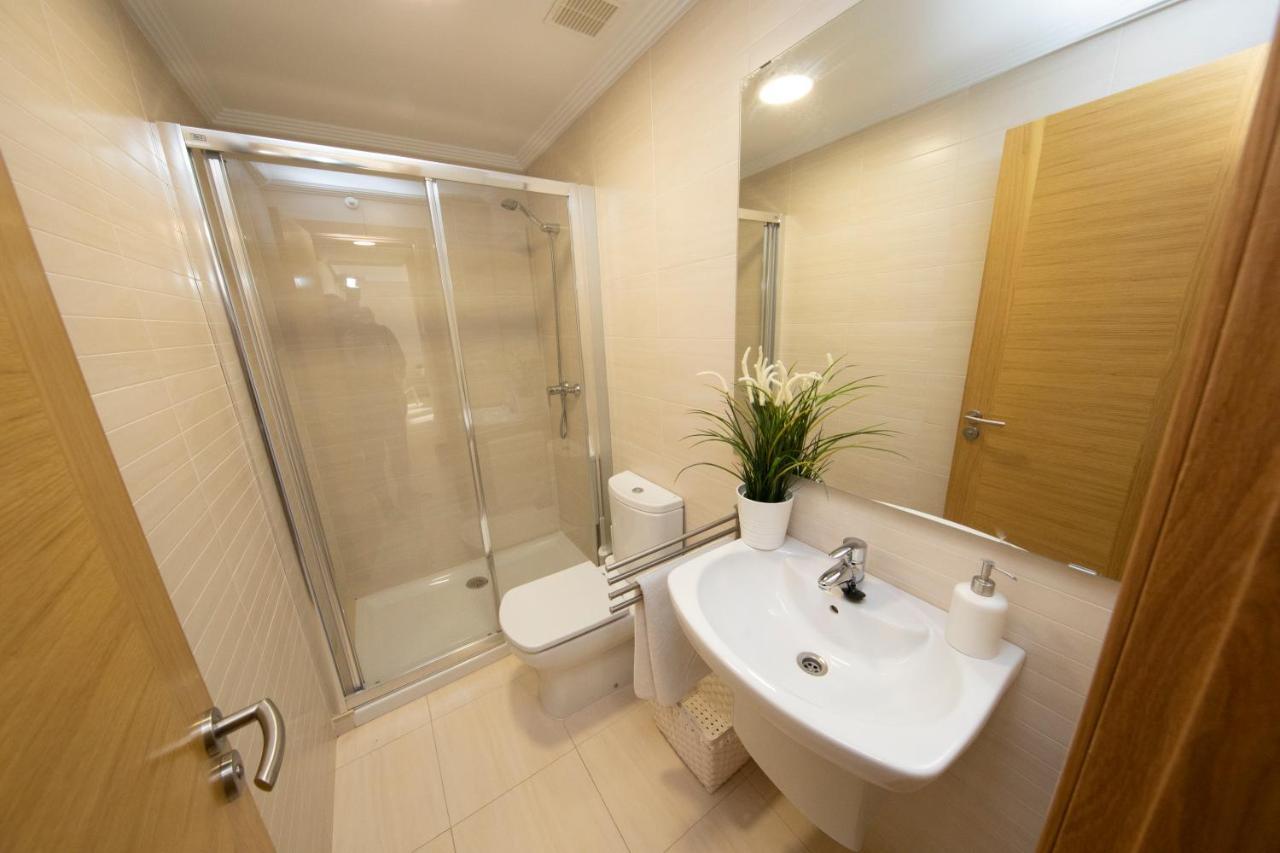 Apartagal-Urbanizacion Foz II Luaran gambar